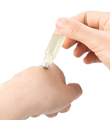 10 ml attar bottles perfume body essential oil clear 10ml bamboo roller roll on glass bottle with metal ball lid for oils